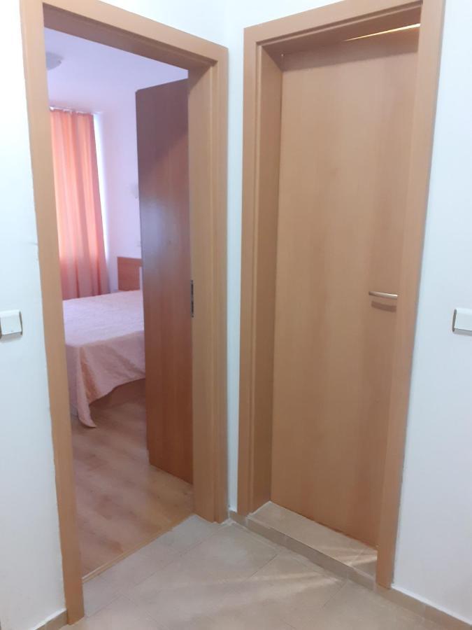 Апартамент Полюси 1 Sunny Beach Exterior foto